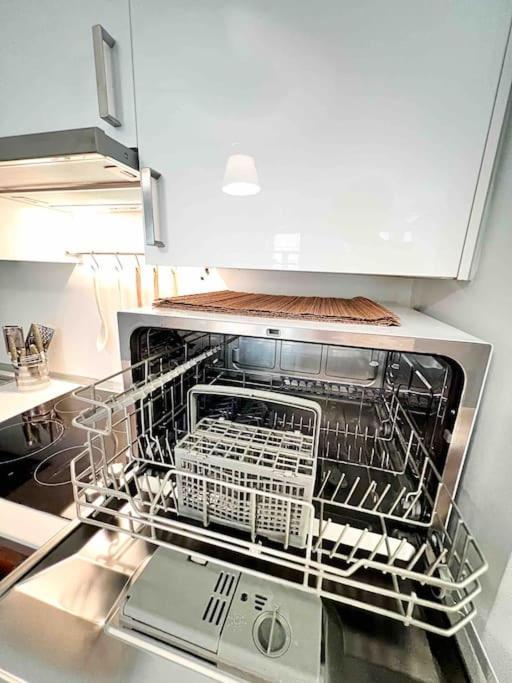 The Boutique Houses - Downtown - Close To Bocconi University Милано Екстериор снимка