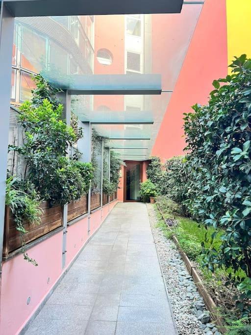 The Boutique Houses - Downtown - Close To Bocconi University Милано Екстериор снимка